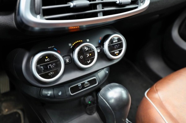 «Контрактный мотор из Владивостока — $600». Белорус пригнал Fiat 500X и четыре года не знает горя (почти) «Контрактный мотор из Владивостока — $600». Белорус пригнал Fiat 500X и четыре года не знает горя (почти)