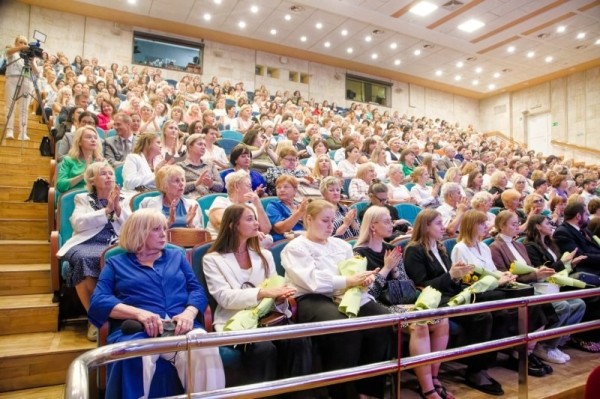 В Бресте состоялась традиционная августовская конференция, приуроченная к началу учебного года В Бресте состоялась традиционная августовская конференция, приуроченная к началу учебного года
