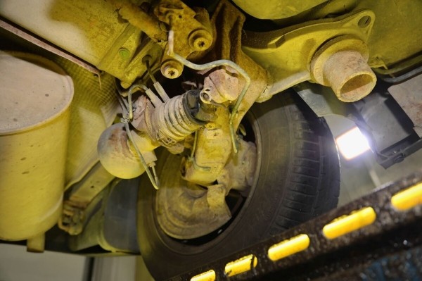 «Купил без осмотра на подъёмнике». Узнали, стоил ли своих денег 22-летний Citroen C5 «Купил без осмотра на подъёмнике». Узнали, стоил ли своих денег 22-летний Citroen C5