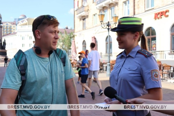 В зоне внимания ГАИ – велосипедисты! Рейд на улице Советской в Бресте В зоне внимания ГАИ – велосипедисты! Рейд на улице Советской в Бресте