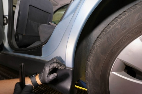 «Купил без осмотра на подъёмнике». Узнали, стоил ли своих денег 22-летний Citroen C5 «Купил без осмотра на подъёмнике». Узнали, стоил ли своих денег 22-летний Citroen C5