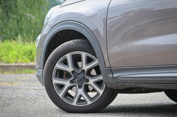 «Контрактный мотор из Владивостока — $600». Белорус пригнал Fiat 500X и четыре года не знает горя (почти) «Контрактный мотор из Владивостока — $600». Белорус пригнал Fiat 500X и четыре года не знает горя (почти)