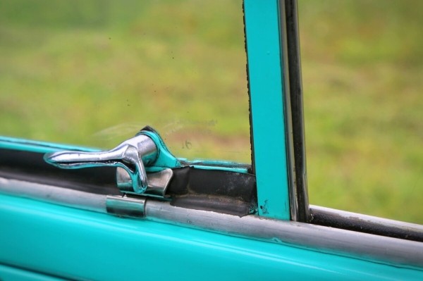 «Излучает положительные эмоции». Белорус показал «горбатый» ЗАЗ-965, который вернули к жизни «Излучает положительные эмоции». Белорус показал «горбатый» ЗАЗ-965, который вернули к жизни