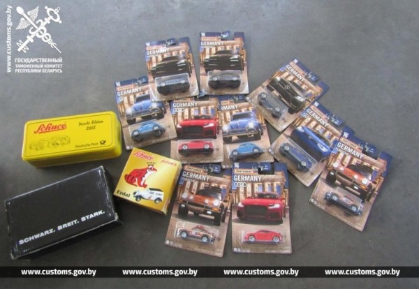 На границе с Польшей задержали партию коллекционных моделей авто На границе с Польшей задержали партию коллекционных моделей авто