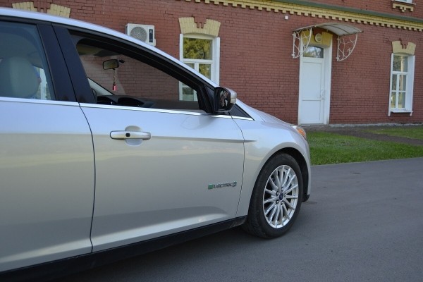 «Одна зарядная станция на весь город!» Житель Березы рассказал об эксплуатации электромобиля в условиях райцентра «Одна зарядная станция на весь город!» Житель Березы рассказал об эксплуатации электромобиля в условиях райцентра