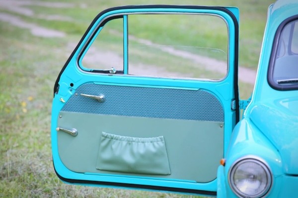 «Излучает положительные эмоции». Белорус показал «горбатый» ЗАЗ-965, который вернули к жизни «Излучает положительные эмоции». Белорус показал «горбатый» ЗАЗ-965, который вернули к жизни