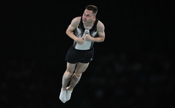 Белорус завоевал золото в прыжках на батуте на Олимпиаде в Париже