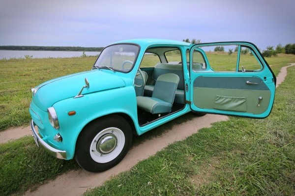 «Излучает положительные эмоции». Белорус показал «горбатый» ЗАЗ-965, который вернули к жизни «Излучает положительные эмоции». Белорус показал «горбатый» ЗАЗ-965, который вернули к жизни