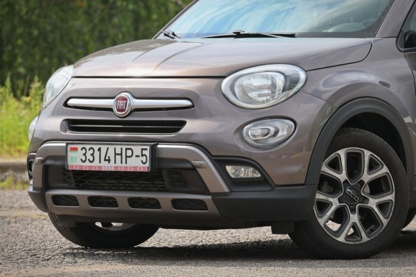 «Контрактный мотор из Владивостока — $600». Белорус пригнал Fiat 500X и четыре года не знает горя (почти) «Контрактный мотор из Владивостока — $600». Белорус пригнал Fiat 500X и четыре года не знает горя (почти)