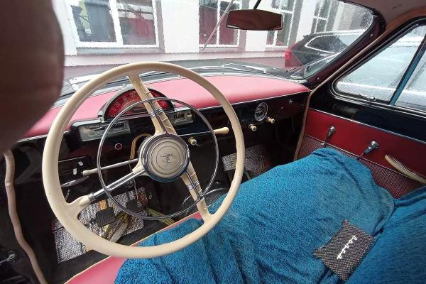 В конфискате год не могут продать 62-летний ГАЗ-21. Как изменилась цена В конфискате год не могут продать 62-летний ГАЗ-21. Как изменилась цена