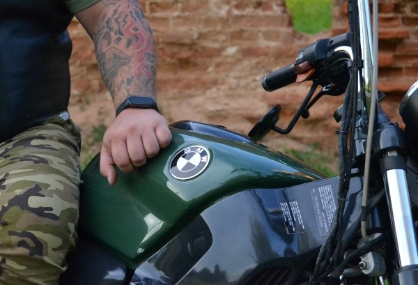 «Ни одного байкерского мероприятия не пропустил!» Житель Брестской области три года колесит на легендарном BMW R 1200C «Ни одного байкерского мероприятия не пропустил!» Житель Брестской области три года колесит на легендарном BMW R 1200C