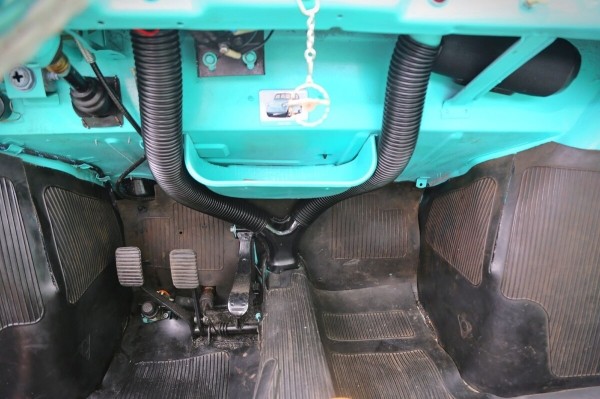 «Излучает положительные эмоции». Белорус показал «горбатый» ЗАЗ-965, который вернули к жизни «Излучает положительные эмоции». Белорус показал «горбатый» ЗАЗ-965, который вернули к жизни