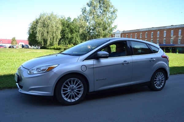 «Одна зарядная станция на весь город!» Житель Березы рассказал об эксплуатации электромобиля в условиях райцентра «Одна зарядная станция на весь город!» Житель Березы рассказал об эксплуатации электромобиля в условиях райцентра