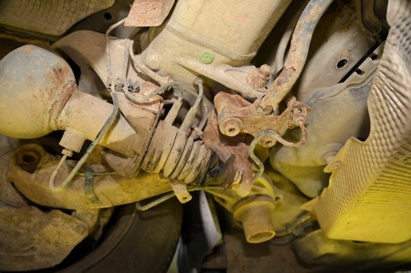 «Купил без осмотра на подъёмнике». Узнали, стоил ли своих денег 22-летний Citroen C5 «Купил без осмотра на подъёмнике». Узнали, стоил ли своих денег 22-летний Citroen C5