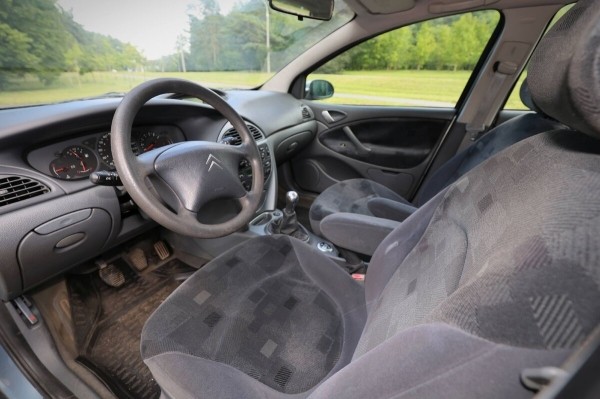 «Купил без осмотра на подъёмнике». Узнали, стоил ли своих денег 22-летний Citroen C5 «Купил без осмотра на подъёмнике». Узнали, стоил ли своих денег 22-летний Citroen C5