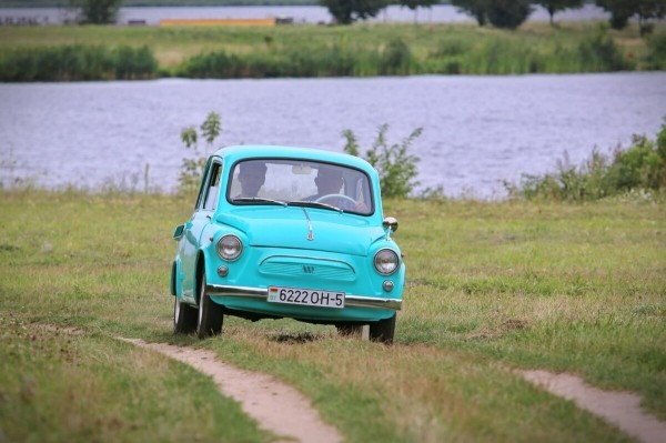 «Излучает положительные эмоции». Белорус показал «горбатый» ЗАЗ-965, который вернули к жизни «Излучает положительные эмоции». Белорус показал «горбатый» ЗАЗ-965, который вернули к жизни