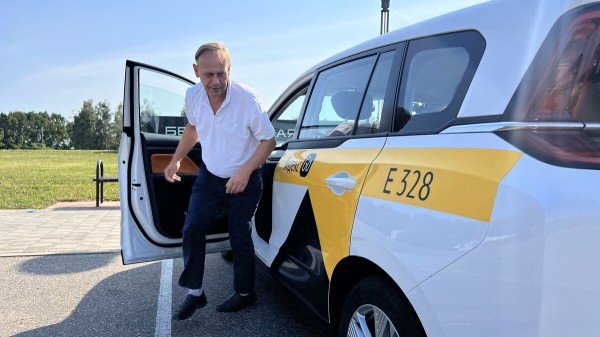 «Мне 10 рублей хватает на 400 километров». Как таксист пересел на электричку и что это поменяло «Мне 10 рублей хватает на 400 километров». Как таксист пересел на электричку и что это поменяло