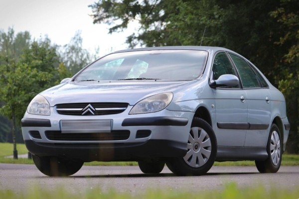 «Купил без осмотра на подъёмнике». Узнали, стоил ли своих денег 22-летний Citroen C5 «Купил без осмотра на подъёмнике». Узнали, стоил ли своих денег 22-летний Citroen C5