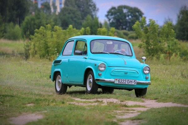 «Излучает положительные эмоции». Белорус показал «горбатый» ЗАЗ-965, который вернули к жизни «Излучает положительные эмоции». Белорус показал «горбатый» ЗАЗ-965, который вернули к жизни