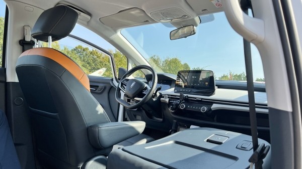 «Мне 10 рублей хватает на 400 километров». Как таксист пересел на электричку и что это поменяло «Мне 10 рублей хватает на 400 километров». Как таксист пересел на электричку и что это поменяло