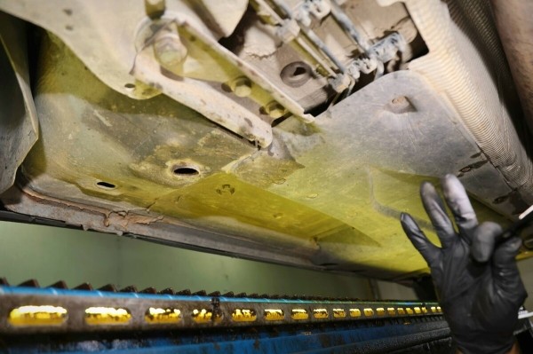 «Купил без осмотра на подъёмнике». Узнали, стоил ли своих денег 22-летний Citroen C5 «Купил без осмотра на подъёмнике». Узнали, стоил ли своих денег 22-летний Citroen C5