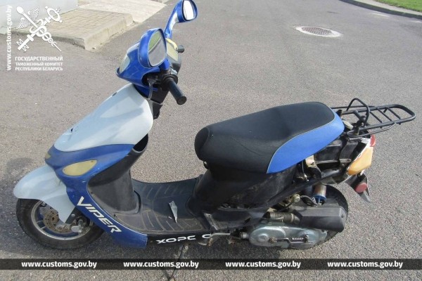 На границе белорус попытался спрятать 20 тысяч евро в упаковке салфеток На границе белорус попытался спрятать 20 тысяч евро в упаковке салфеток