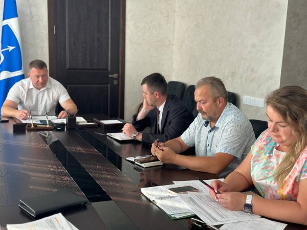 В Бресте прошло совещание по подготовке школ к новому учебному году В Бресте прошло совещание по подготовке школ к новому учебному году