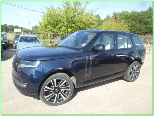 В конфискате продают Range Rover с перебитым VIN. Цена весьма высока В конфискате продают Range Rover с перебитым VIN. Цена весьма высока