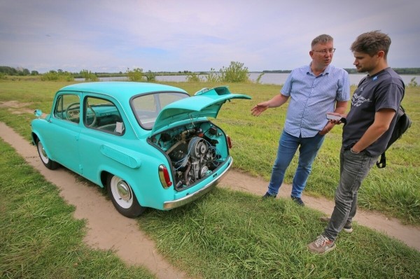 «Излучает положительные эмоции». Белорус показал «горбатый» ЗАЗ-965, который вернули к жизни «Излучает положительные эмоции». Белорус показал «горбатый» ЗАЗ-965, который вернули к жизни