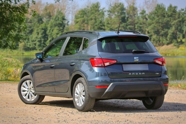 «Обошёлся дешевле €11 тысяч». Белорус честно поделился затратами на покупку Seat Arona 1.0 TGI из ЕС «Обошёлся дешевле €11 тысяч». Белорус честно поделился затратами на покупку Seat Arona 1.0 TGI из ЕС