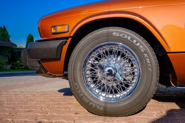 Белорус привёз из Германии редкий Triumph Spitfire 1979 г. в. Сколько стоила машина?