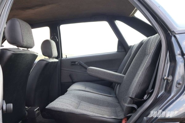 Знаковая машина? Покатались на 34-летнем Volkswagen Passat B3 Знаковая машина? Покатались на 34-летнем Volkswagen Passat B3