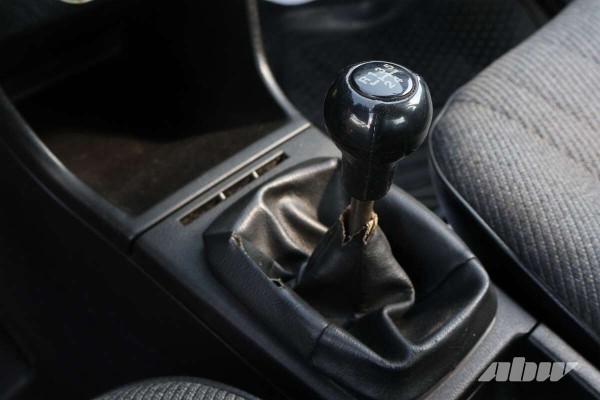 Знаковая машина? Покатались на 34-летнем Volkswagen Passat B3 Знаковая машина? Покатались на 34-летнем Volkswagen Passat B3