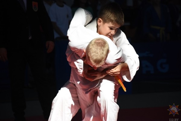 В Пружанском районе прошел республиканский турнир по дзюдо «Кубок единства» — большой фоторепортаж