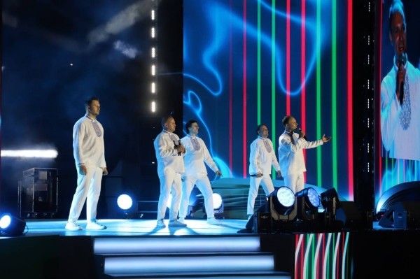 Видео праздничного фейерверка в Ивацевичах Видео праздничного фейерверка в Ивацевичах