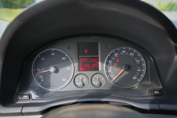 «За три месяца ни одного звонка!» Почему так сложно продать VW Jetta 2006 г. в.? «За три месяца ни одного звонка!» Почему так сложно продать VW Jetta 2006 г. в.?