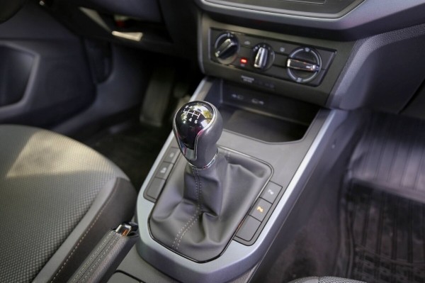 «Обошёлся дешевле €11 тысяч». Белорус честно поделился затратами на покупку Seat Arona 1.0 TGI из ЕС «Обошёлся дешевле €11 тысяч». Белорус честно поделился затратами на покупку Seat Arona 1.0 TGI из ЕС