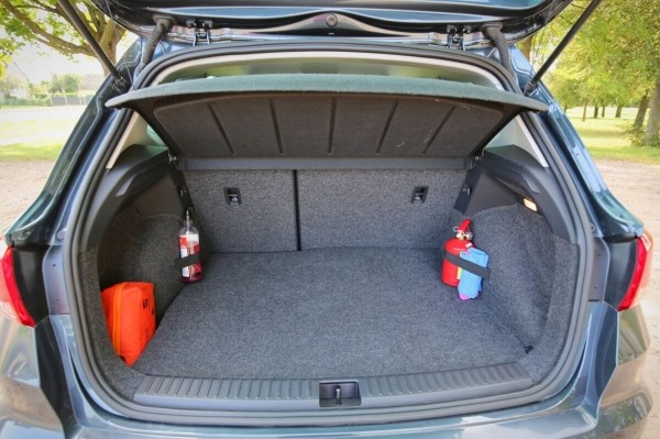 «Обошёлся дешевле €11 тысяч». Белорус честно поделился затратами на покупку Seat Arona 1.0 TGI из ЕС «Обошёлся дешевле €11 тысяч». Белорус честно поделился затратами на покупку Seat Arona 1.0 TGI из ЕС