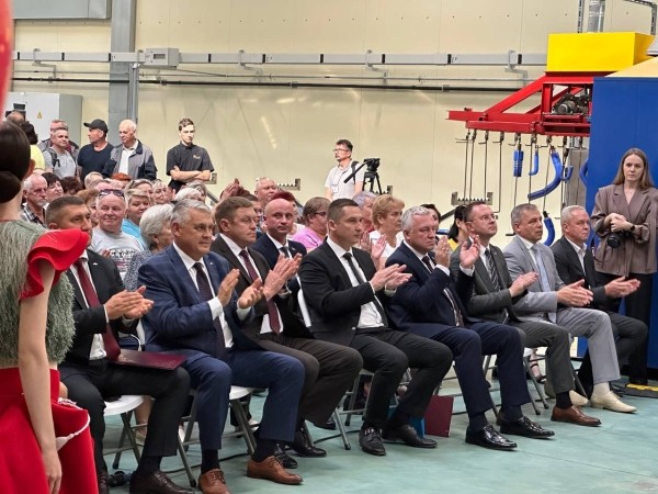 На «Брестмаш» открыли новую линию по производству силиконовых патрубков На «Брестмаш» открыли новую линию по производству силиконовых патрубков