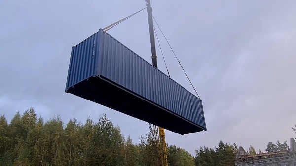 Белорусы построили дом из морского контейнера по туториалу на YouTube. Во сколько она обошлась? Белорусы построили дом из морского контейнера по туториалу на YouTube. Во сколько она обошлась?