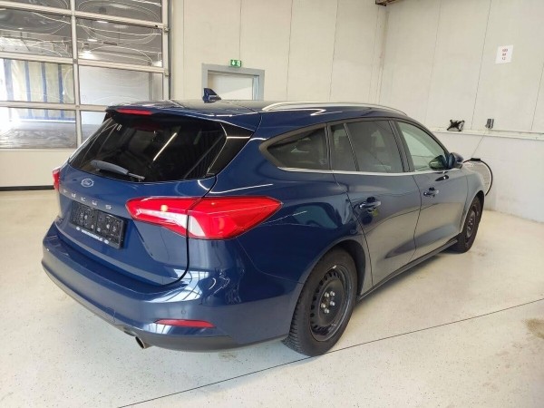 «Покупал через посредника, но с нюансами». Белорус про неудачный опыт пригона Ford Focus из ЕС «Покупал через посредника, но с нюансами». Белорус про неудачный опыт пригона Ford Focus из ЕС