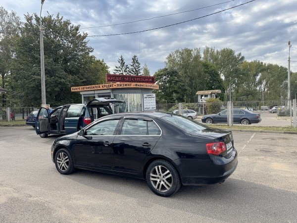 «За три месяца ни одного звонка!» Почему так сложно продать VW Jetta 2006 г. в.? «За три месяца ни одного звонка!» Почему так сложно продать VW Jetta 2006 г. в.?