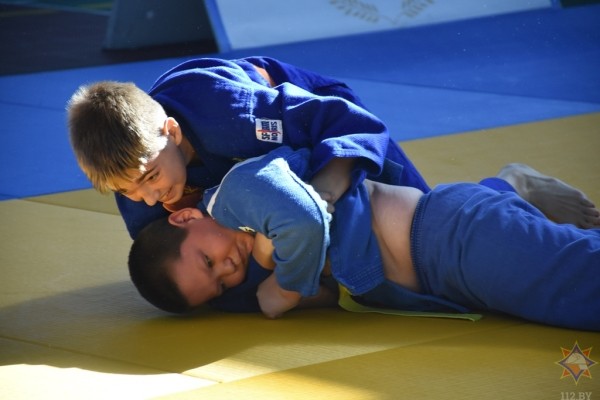В Пружанском районе прошел республиканский турнир по дзюдо «Кубок единства» — большой фоторепортаж