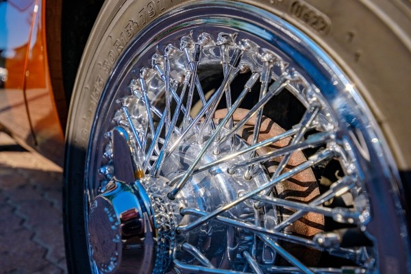 Белорус привёз из Германии редкий Triumph Spitfire 1979 г. в. Сколько стоила машина?