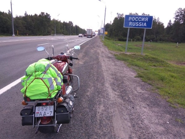 Однажды доехал до Мурманска! Белорус ежегодно путешествует на 50-летнем Jawa 350 Однажды доехал до Мурманска! Белорус ежегодно путешествует на 50-летнем Jawa 350