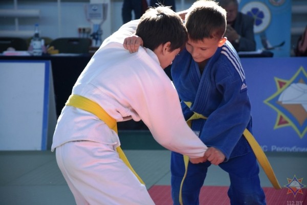 В Пружанском районе прошел республиканский турнир по дзюдо «Кубок единства» — большой фоторепортаж