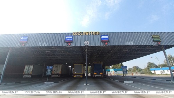 Новый инспекционно-досмотровый комплекс монтируют в пункте пропуска «Козловичи» Новый инспекционно-досмотровый комплекс монтируют в пункте пропуска «Козловичи»