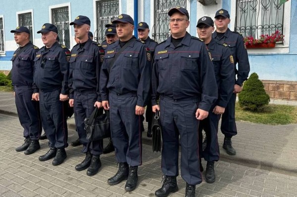 В Столине идут учения. Эффектные кадры В Столине идут учения. Эффектные кадры