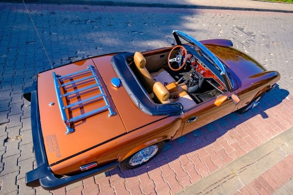 Белорус привёз из Германии редкий Triumph Spitfire 1979 г. в. Сколько стоила машина?