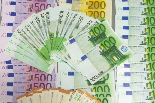 Мужчина пытался нелегально вывезти из Беларуси валюту. Как его наказали? Мужчина пытался нелегально вывезти из Беларуси валюту. Как его наказали?